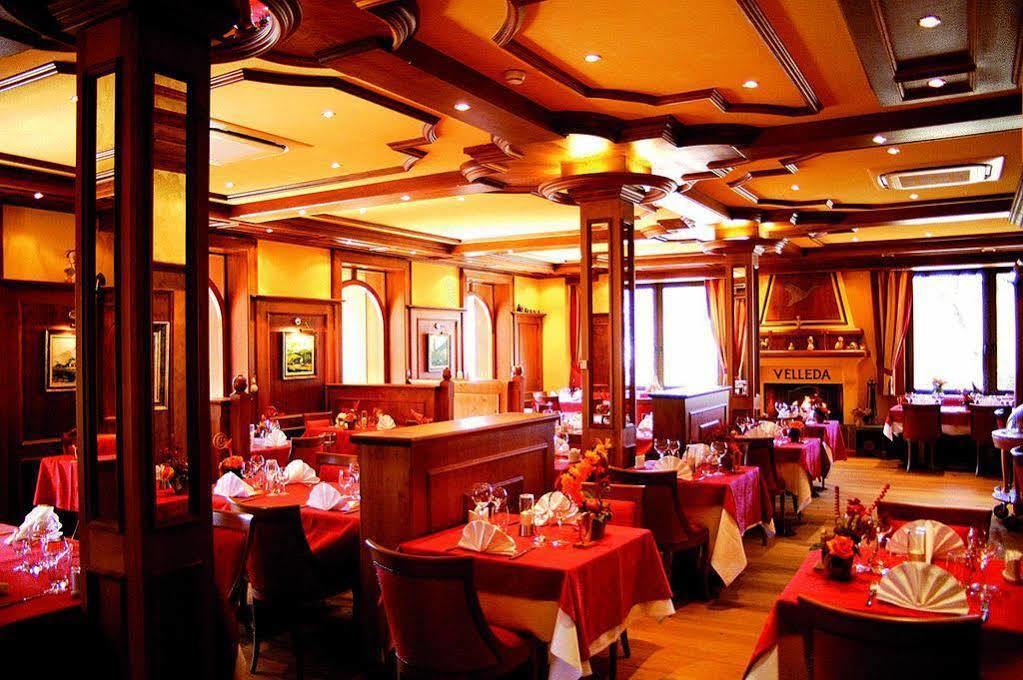 Hotel Restaurant Le Velleda Grandfontaine  Экстерьер фото